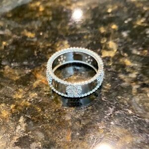 Women’s costume silver band with rhinestone flower